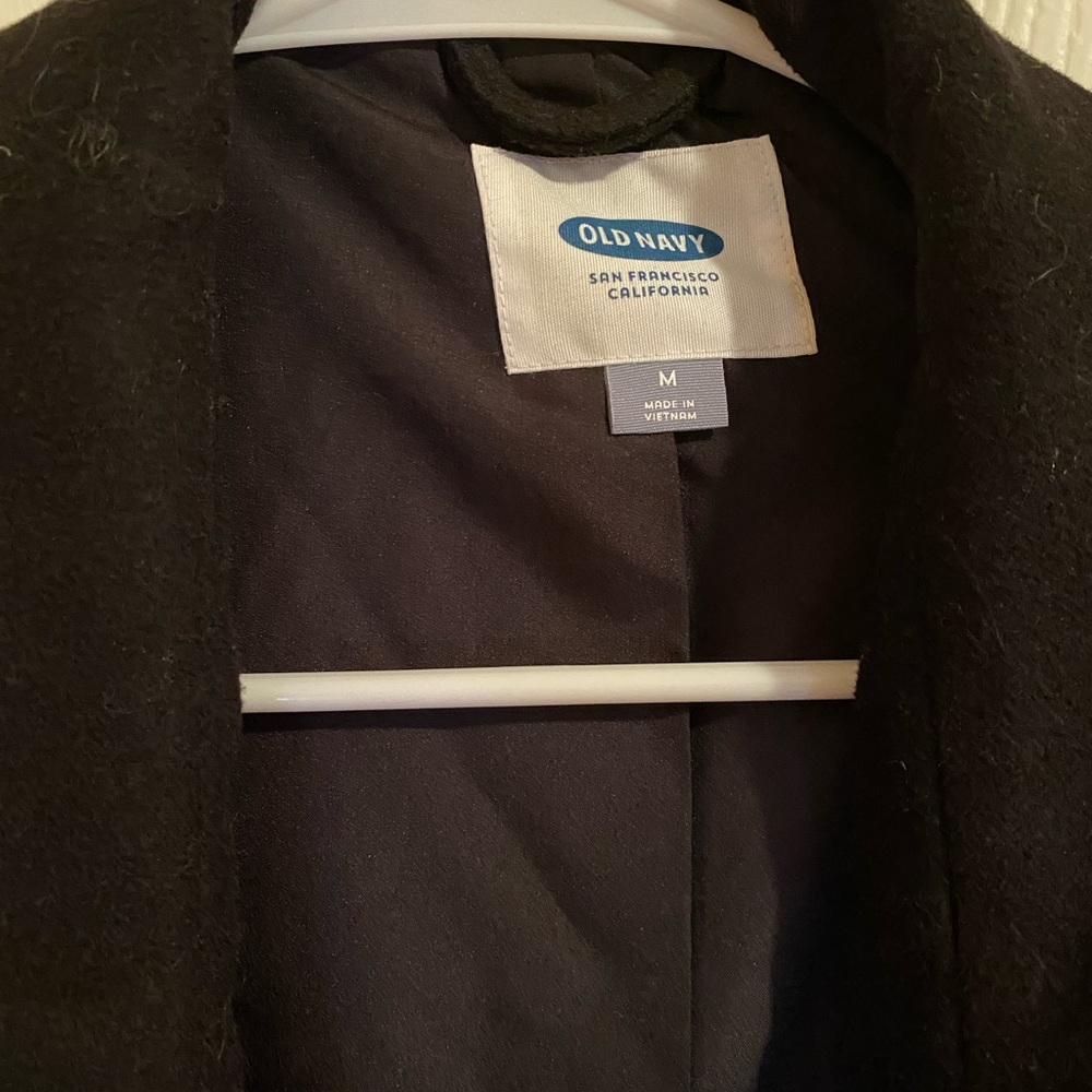 All black coat - Picture 3 of 3